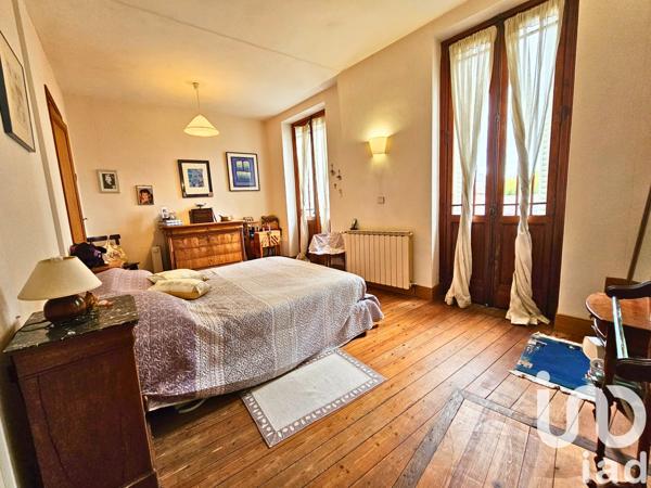 Maison à vendre 9 pièces 170 m² Isle-Saint-Georges