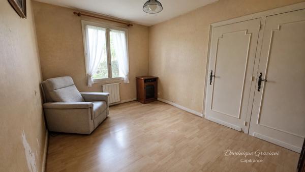 Appartement 152 M2 en rez de jardin, 4 chambres ,Centre bourg d'Aurec sur Loire .