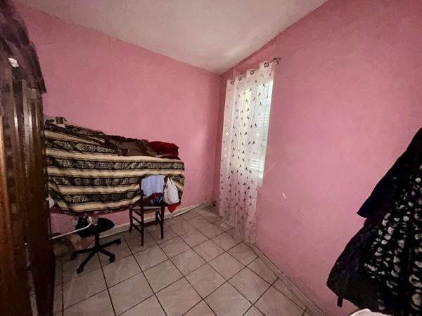 Marseille (13002) APPARTEMENT DEUX PIECES TRAVERSANT - LOUÉ 8% DE RENDEMENT LOCATIF - SECTEUR PLACE MARCEAU