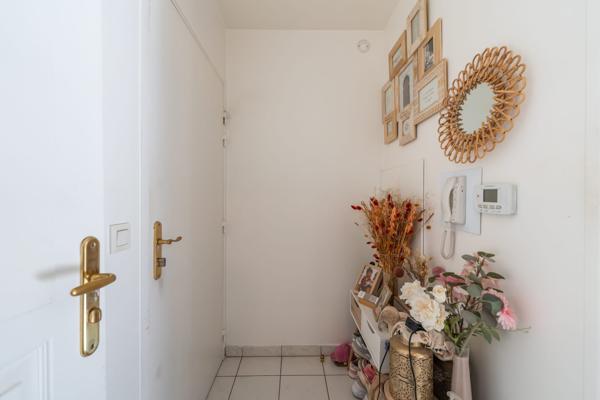Appartement
         1 pièce
        - 24 m² Exclusivité 165 000 €*
