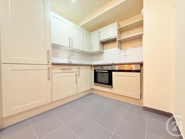 Appartement F2 à vendre  2 pièces - 56,80 m2 ST OUEN - 93