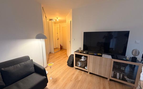Appartement à louer    1 pièce •  Yerres
