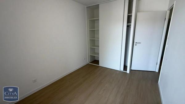 Appartement à louer 5 pièces 120.54m² Saint-Chamond (42400)