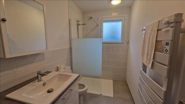 Appartement à louer 527 € CC PRAYSSAC 2 p 40 m² DPE D