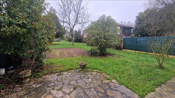 Appartement à louer 527 € CC PRAYSSAC 2 p 40 m² DPE D