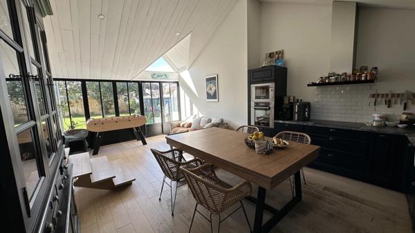 Villa balnéaire 199m2 — jardin, piscine, vie à pied à Châtelaillon-Plage