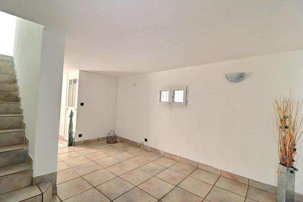 Maison de ville à  Marseille 13011- 3 pièce(s) 60 m2