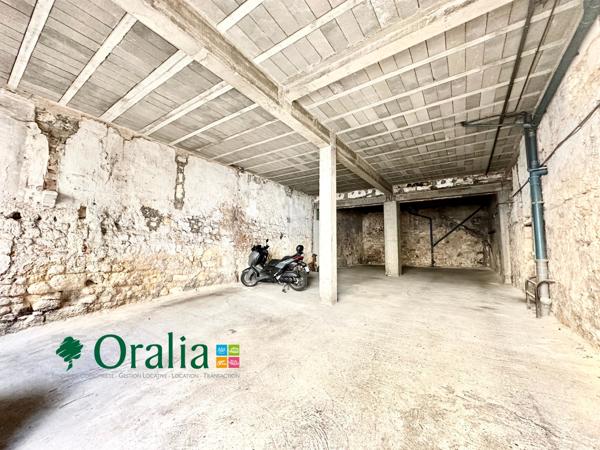 Parking · Location Bordeaux (33000)