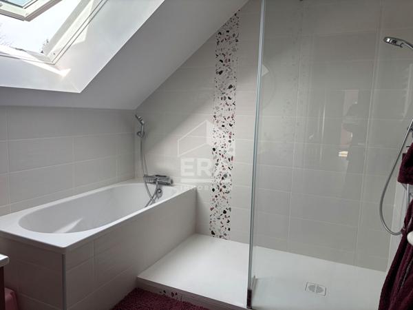 Maison à vendre : 6 pièces - Plaine de Nay (15 minutes Sud de Pau)