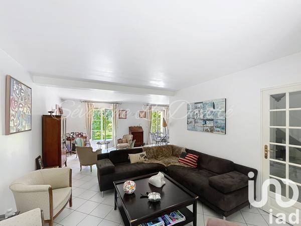 Maison à vendre 8 pièces 181 m² Montlignon