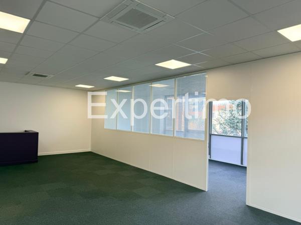 Pierrefitte-sur-Seine (93380) LOCATION Local d’activité 316 m2 avec bureaux de 84 m2 et 9 parkings