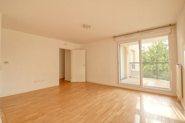 Appartement Antony 3 pièce(s) 56.20 m2 - Villa Georgia - 10 min du centre-ville et 1200 m du RER B!
