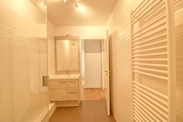 Appartement Antony 3 pièce(s) 56.20 m2 - Villa Georgia - 10 min du centre-ville et 1200 m du RER B!