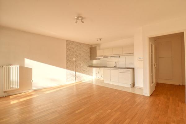 Appartement Antony 3 pièce(s) 56.20 m2 - Villa Georgia - 10 min du centre-ville et 1200 m du RER B!