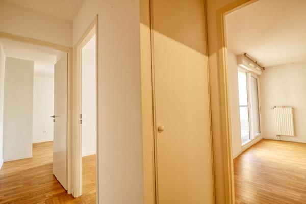 Appartement Antony 3 pièce(s) 56.20 m2 - Villa Georgia - 10 min du centre-ville et 1200 m du RER B!