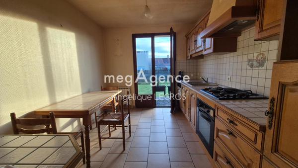 Maison à Villeneuve-en-Perseigne, 72610 - 4 pièces 82m²