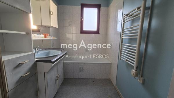 Maison à Villeneuve-en-Perseigne, 72610 - 4 pièces 82m²
