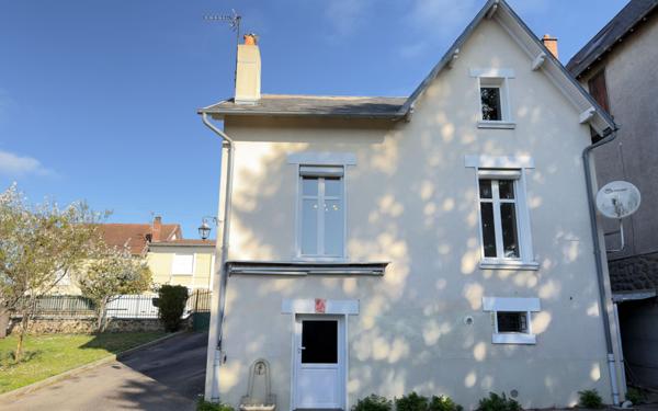 Maison à vendre    4 pièces • 100 m2 Saint-Junien