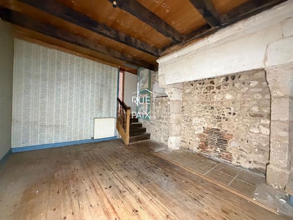 79400 SAINT MAIXENT L ECOLE Maison de ville Saint Maixent L Ecole 130m²