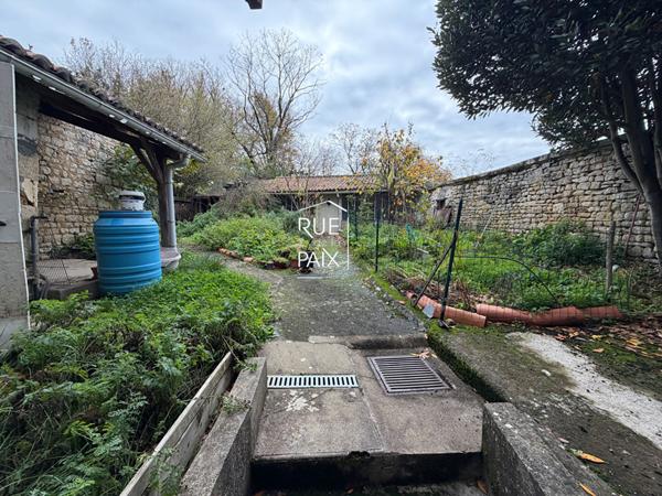 79400 SAINT MAIXENT L ECOLE Maison de ville Saint Maixent L Ecole 130m²