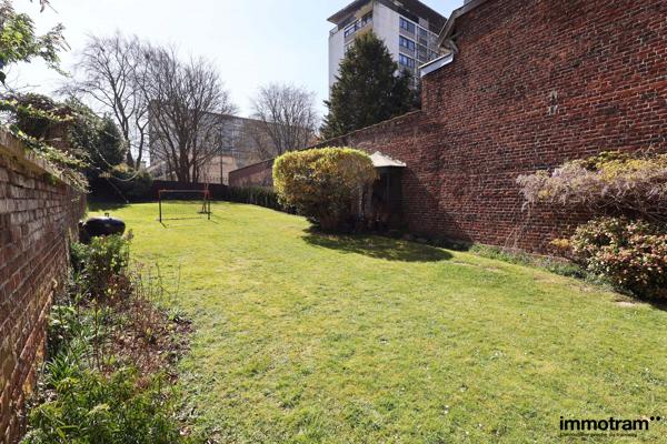 Vente Maison 370m 2 - 8 chambre(s) - Roubaix, Hôpital Victor Provo • Réf. VM27771