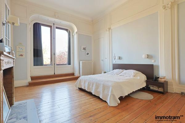 Vente Maison 370m 2 - 8 chambre(s) - Roubaix, Hôpital Victor Provo • Réf. VM27771