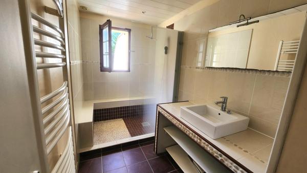 Maison de 122M2 à Bonnières sur seine 4 chambres sous sol total