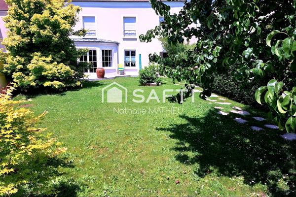 BAILLY-ROMAINVILLIERS — Maison 160 m² · 4 chambres dont 2 parentales· Secteur des Deux Golfs
