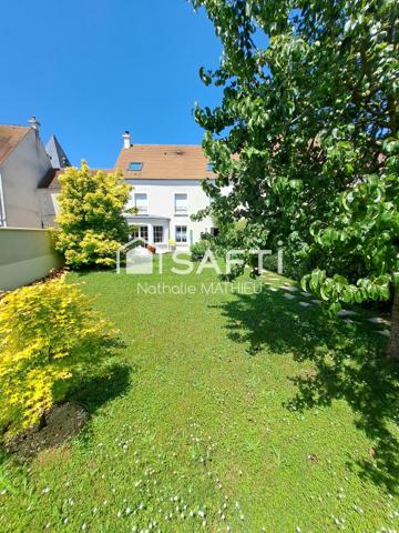 BAILLY-ROMAINVILLIERS — Maison 160 m² · 4 chambres dont 2 parentales· Secteur des Deux Golfs
