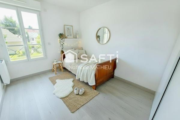 BAILLY-ROMAINVILLIERS — Maison 160 m² · 4 chambres dont 2 parentales· Secteur des Deux Golfs