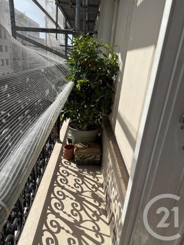 Appartement F3 à vendre  3 pièces - 45,49 m 2   PARIS  - 75011