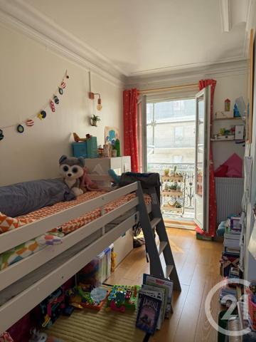 Appartement F3 à vendre  3 pièces - 45,49 m 2   PARIS  - 75011