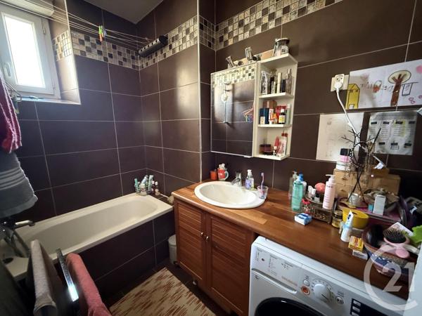 Appartement F3 à vendre  3 pièces - 45,49 m 2   PARIS  - 75011
