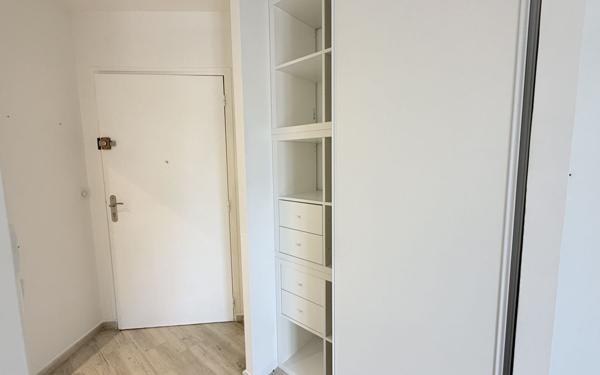Appartement à vendre    2 pièces • 26,82 m2 Bondoufle