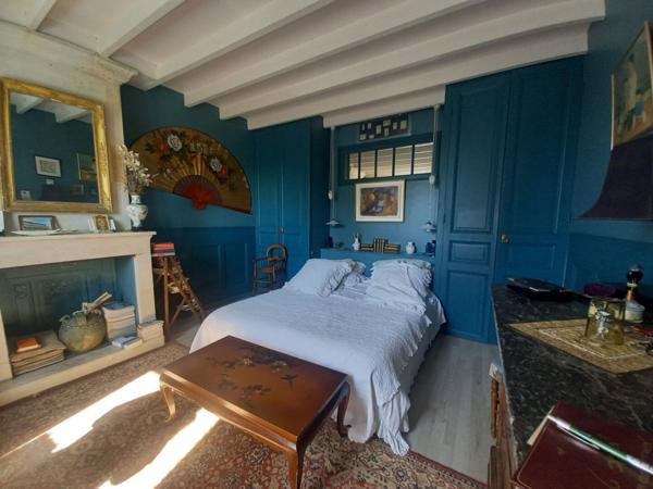 Maison  10 pièce(s)  7 chambre(s)  349 m²