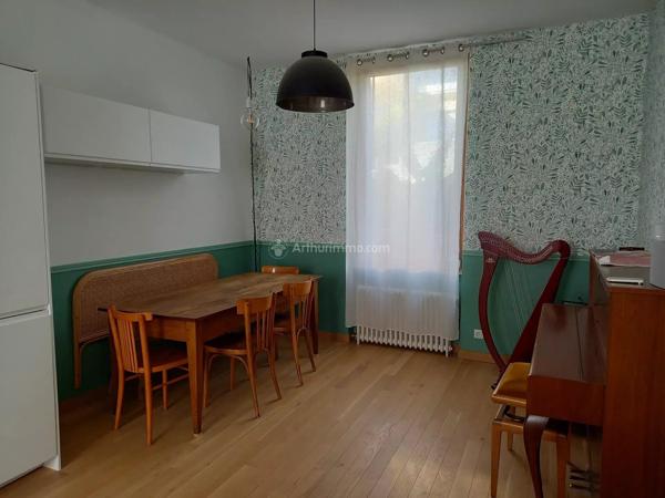 Location                                                      Maison
                        
                     4 pièces                      125 m2                     à Lyon 3