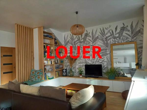 Location                                                      Maison
                        
                     4 pièces                      125 m2                     à Lyon 3