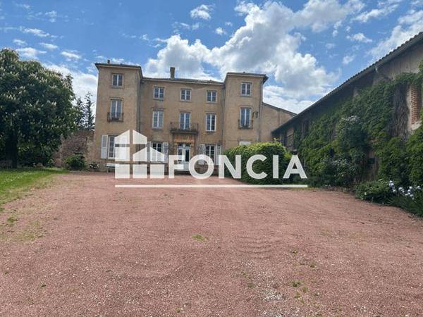 À vendre Maison 12 pièces 515 m² - Saint-alban-les-eaux 42370