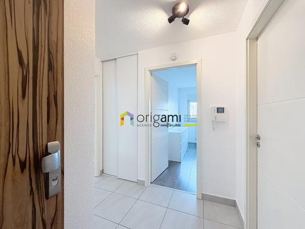 KEMBS - Spacieux 2P meublé