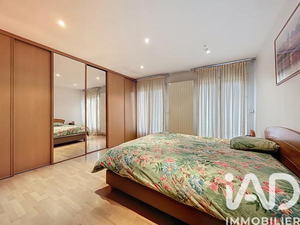 Maison à vendre 6 pièces 155,46 m² Chennevières-sur-Marne