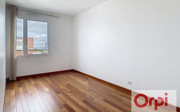 Appartement à vendre    2 pièces • 39,19 m2 Issy-les-Moulineaux