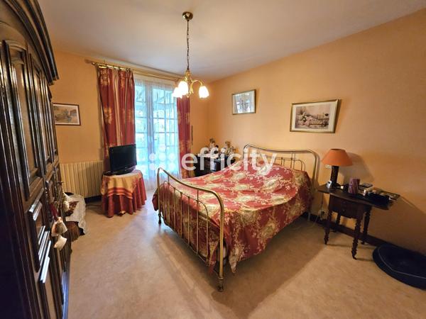 Maison 6 pièces - 275 m²