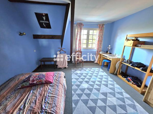 Maison 6 pièces - 275 m²