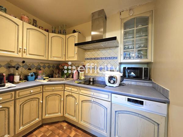 Maison 6 pièces - 275 m²