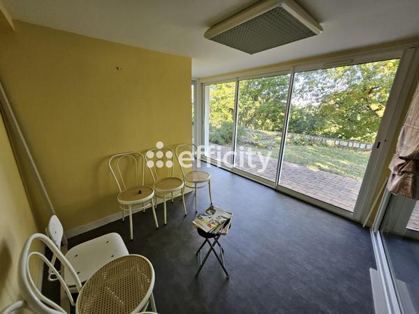 Maison 6 pièces - 275 m²