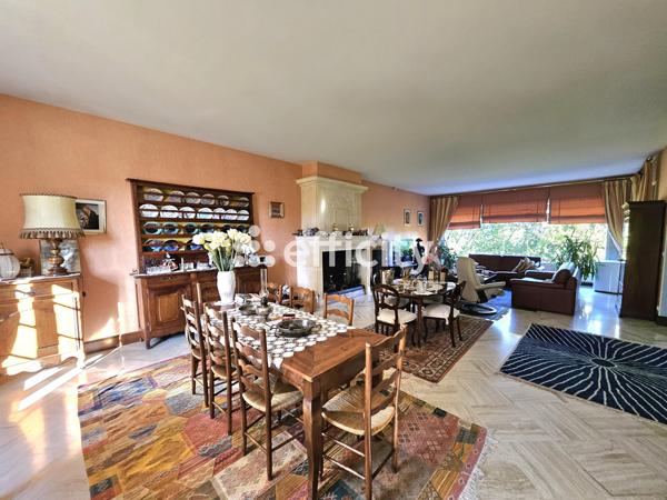 Maison 6 pièces - 275 m²