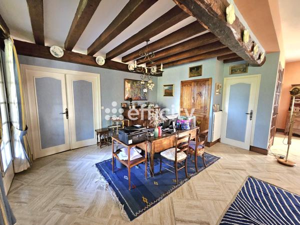 Maison 6 pièces - 275 m²