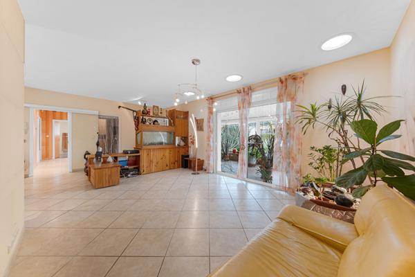 Côte chalonnaise , maison à Givry  de 170 m² avec 4 chambres