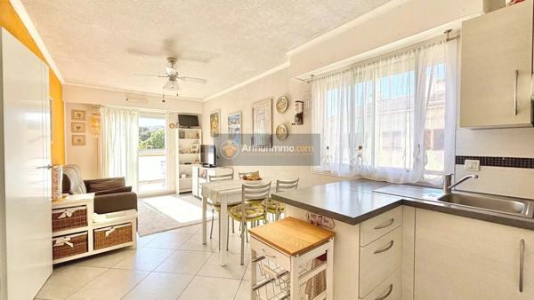 Vente                                                      Appartement
                        
                     2 pièces                      36 m2                     à Saint-Aygulf