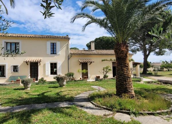 Maison à vendre    4 pièces •  Pont-Saint-Esprit